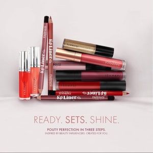 Lipstick, liners and gloss